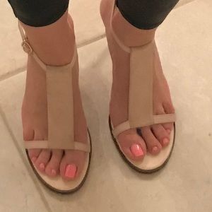 Super cute soft pink and cream heels.